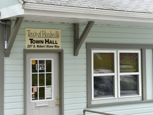 Reedsville Council debates equipment purchase